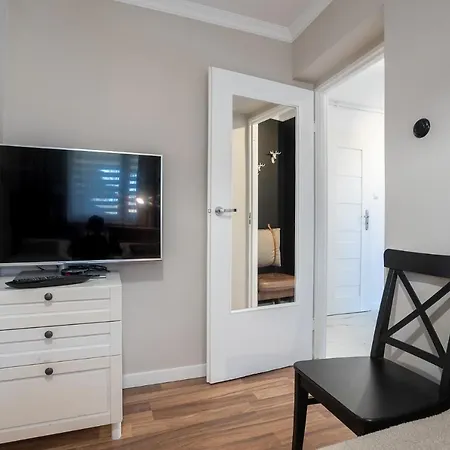 Bohema - Przytulne Mieszkanie Blisko Centrum I Dworca, Parter, Balkon, Park, Parking Lägenhet