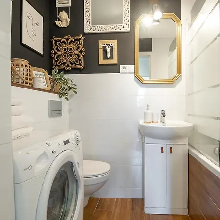 Lägenhet Bohema - Przytulne Mieszkanie Blisko Centrum I Dworca, Parter, Balkon, Park, Parking Karpacz