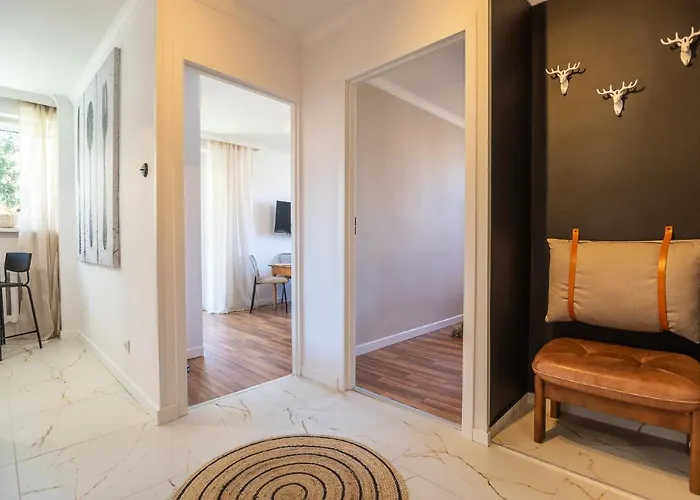 Bohema - Przytulne Mieszkanie Blisko Centrum I Dworca, Parter, Balkon, Park, Parking *