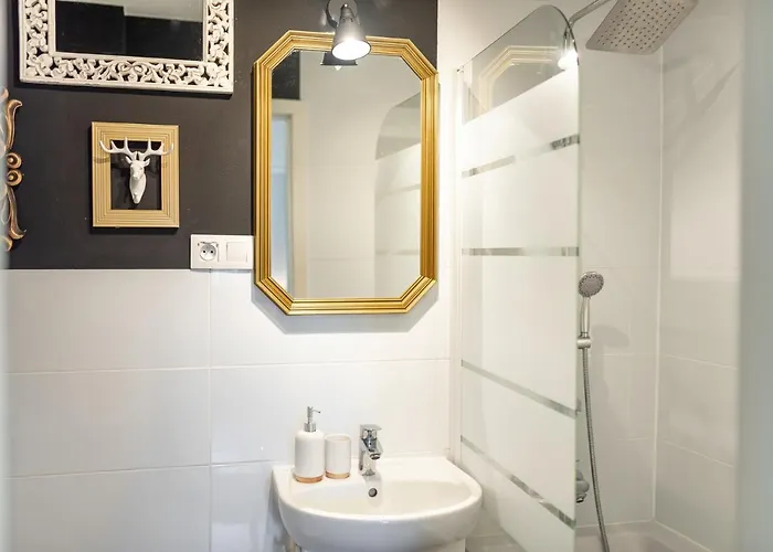 Bohema - Przytulne Mieszkanie Blisko Centrum I Dworca, Parter, Balkon, Park, Parking