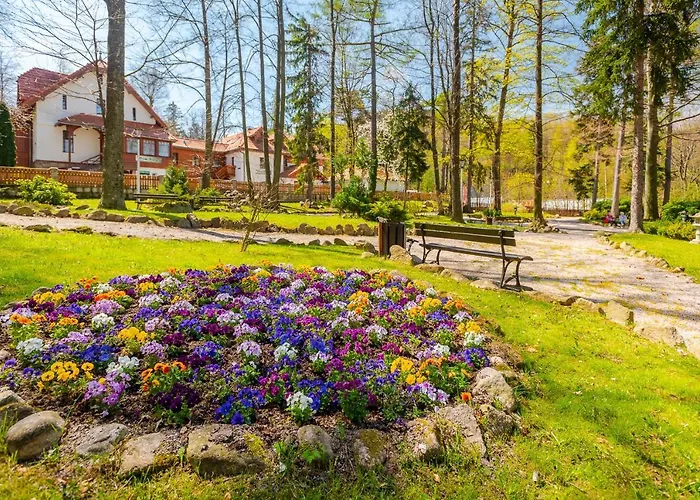 Bohema - Przytulne Mieszkanie Blisko Centrum I Dworca, Parter, Balkon, Park, Parking *