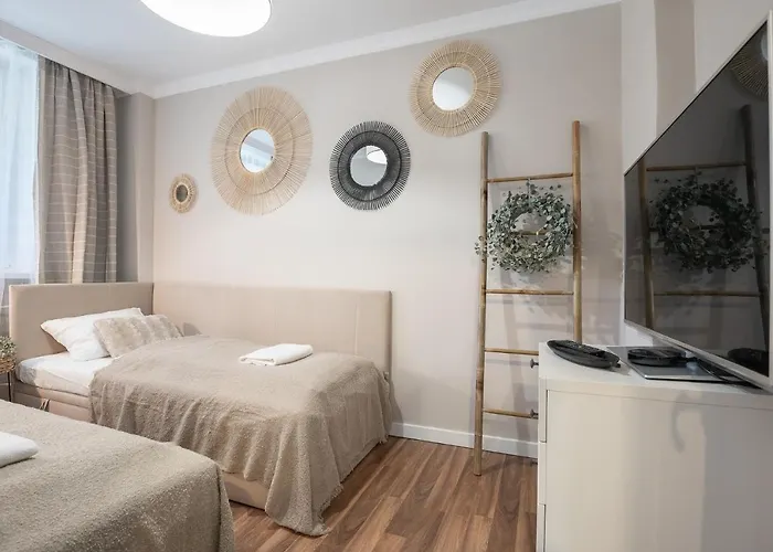 Апартаменты Bohema - Przytulne Mieszkanie Blisko Centrum I Dworca, Parter, Balkon, Park, Parking *